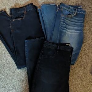 3 AE jeans